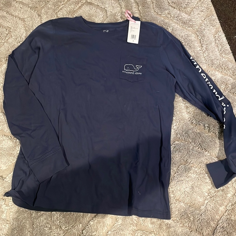 NWT Vineyard Vines Whale shirt. Blue. Womens